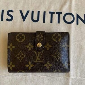 Authentic Louis Vittonn Wallet
